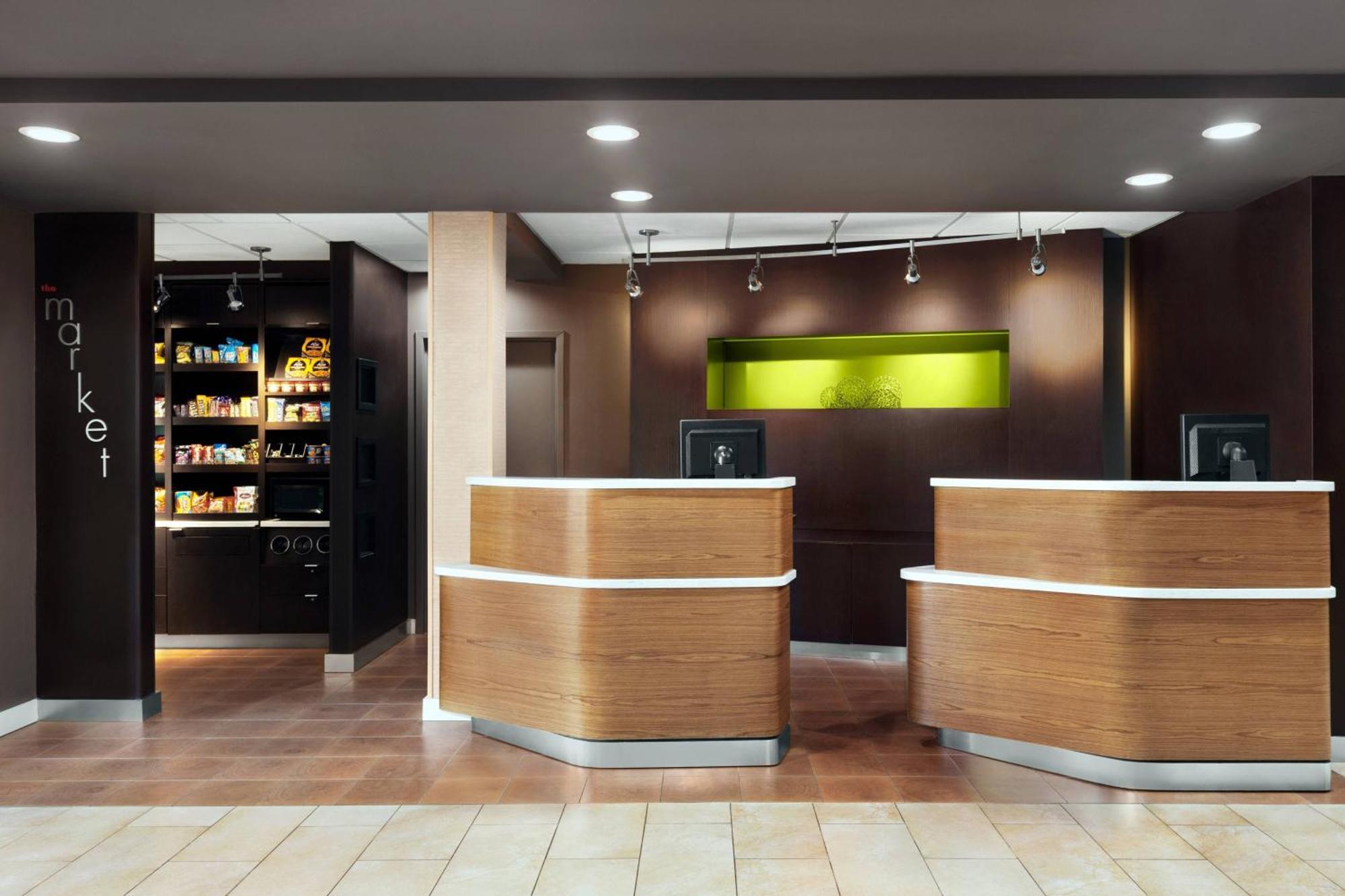 Courtyard By Marriott Tulsa Central Exterior foto