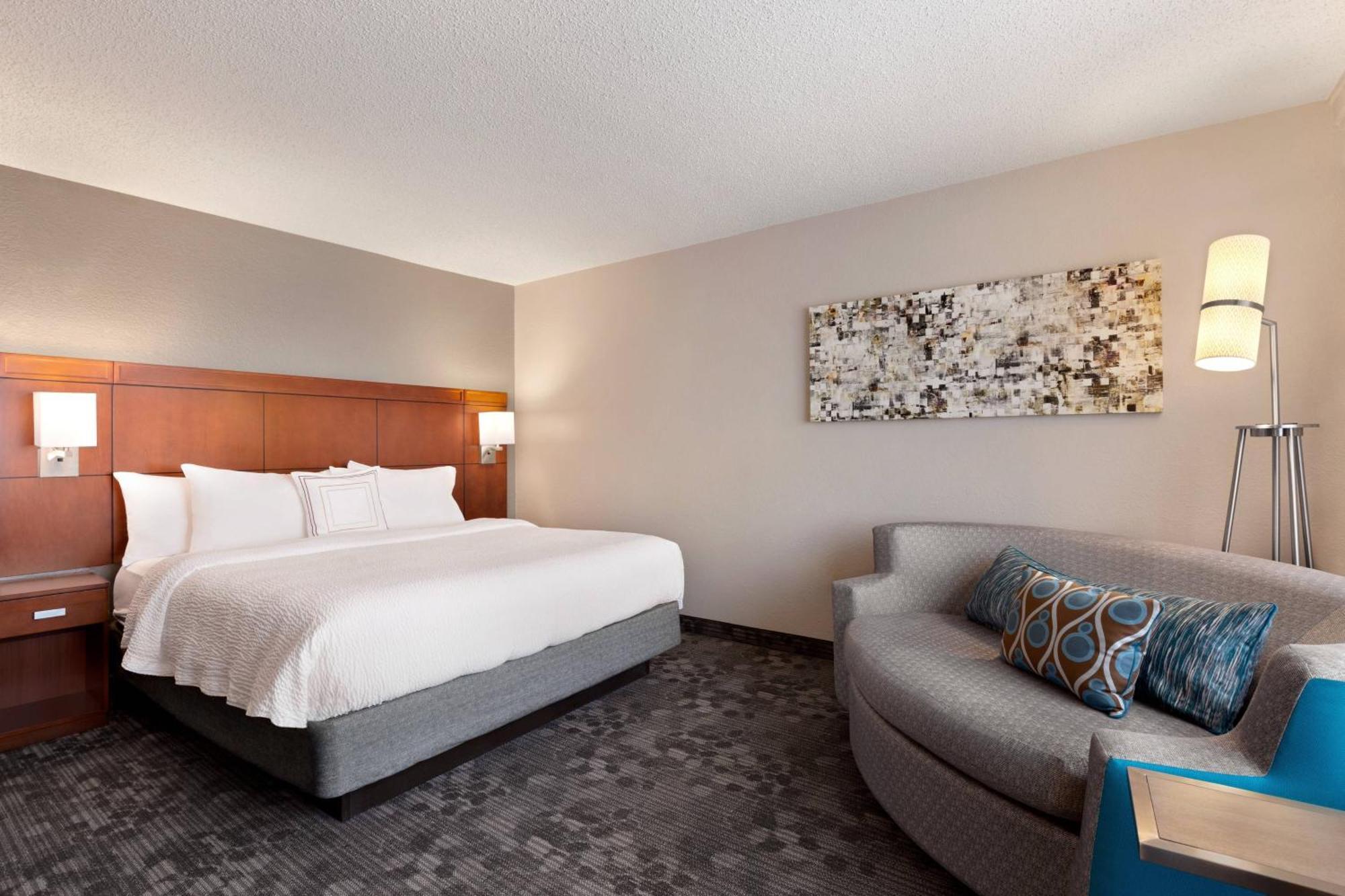 Courtyard By Marriott Tulsa Central Exterior foto